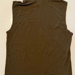 L'AGENCE Women’s Sleeveless Top in Brownish Green very soft